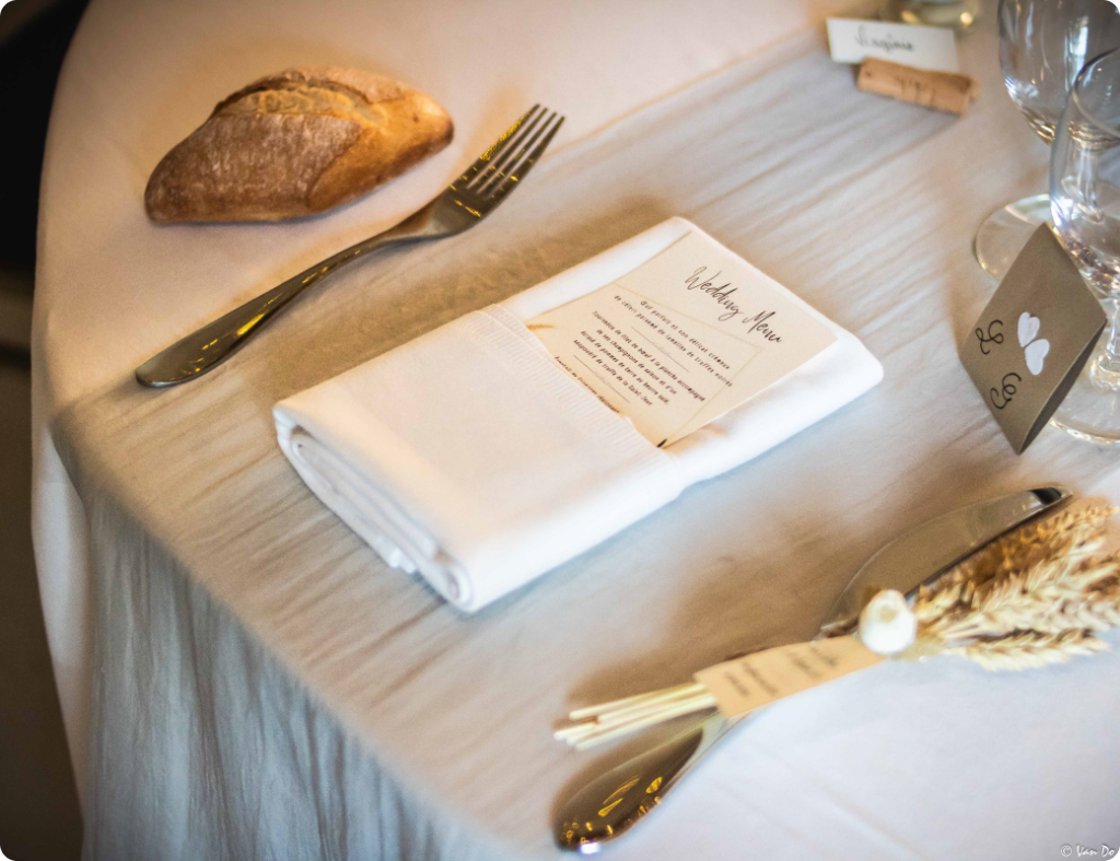 Photo d'une table lors d'un mariage