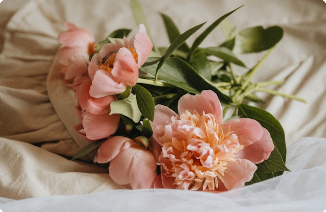 Fleurs pour une fête de fiançailles organisée par une wedding planner Aurélie Costa